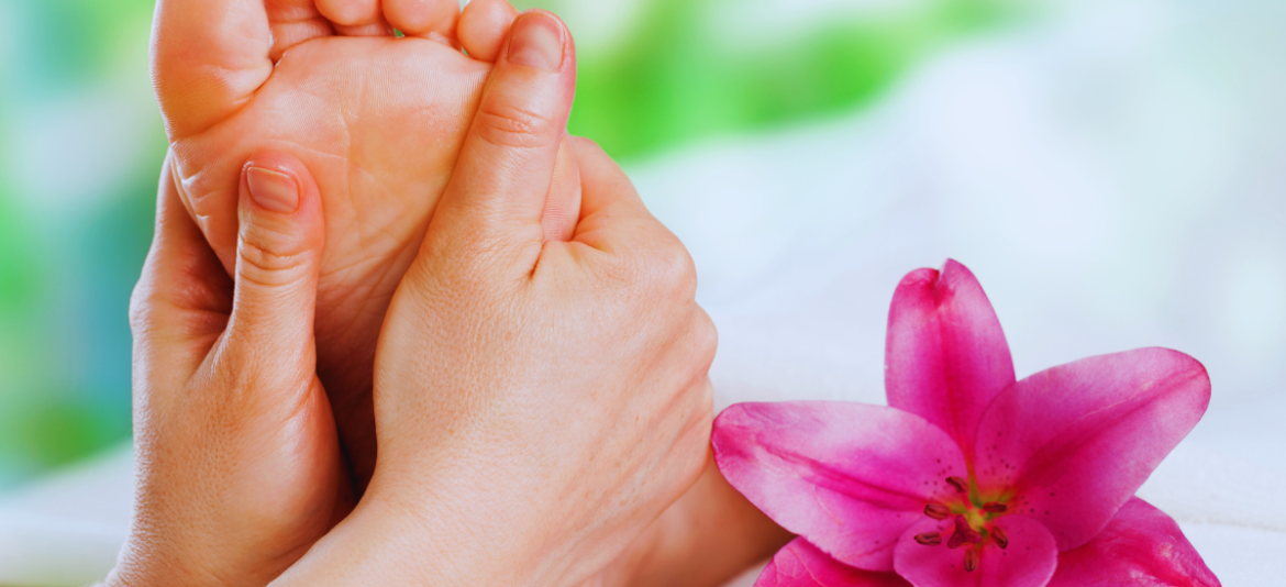 Enhance Your Well-Being with Reflexology Therapy _vitalbodyventura